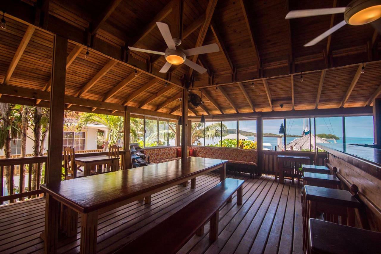 Wikkid Resort Dixon Cove Dış mekan fotoğraf