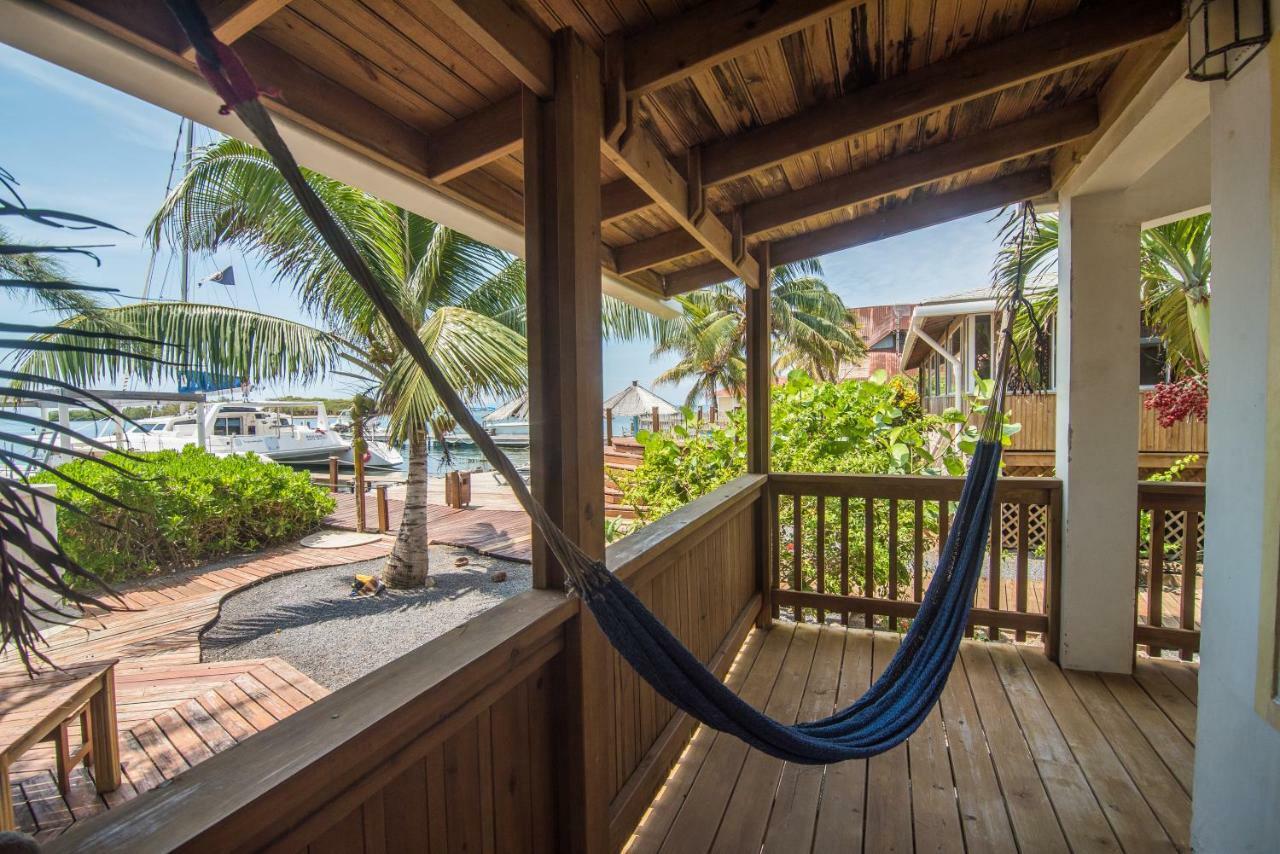 Wikkid Resort Dixon Cove Dış mekan fotoğraf